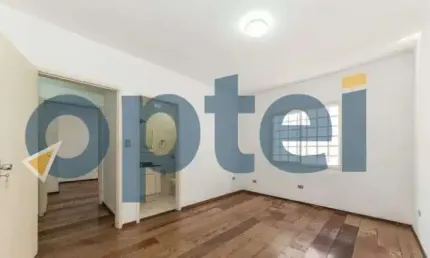 LINDA CASA TÉRREA COM 198 M², 03 DORMS COM 2 SUITES PRÓXIMO AO GOLDEM SHOPPING-SBC.