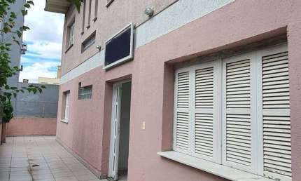 Casa com 5 quartos à venda no Santo Antônio, Porto Alegre 