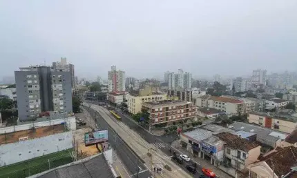 Casa comercial para alugar no Partenon, Porto Alegre 