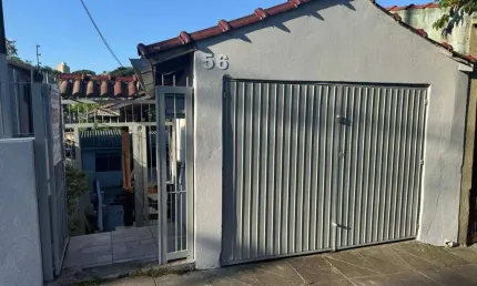 Casa com 2 quartos à venda no Glória, Porto Alegre 