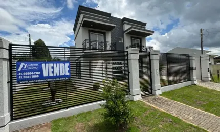 Casa com 3 quartos à venda no Iguaçu, Araucária 