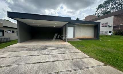 Casa no Condomínio Água da Fonte - Araucária / Paraná