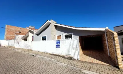 Casa com 2 quartos para alugar no Campina da Barra, Araucária 