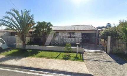 Casa à Venda em Costeira, Araucária: 3 Dormitórios por R$680.000