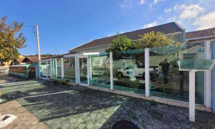 Sala Comercial para Locação no Centro de Araucária - R$1500