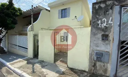 Casa 01 dormitório, sem vaga de garagem - aluguel r$ 800/mês - vila matilde- são paulo/sp - 40 metros quadrados.