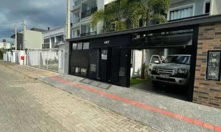 Sobrado com 2 suítes à venda, 88 m² - Itacolomi - Balneário Piçarras/SC