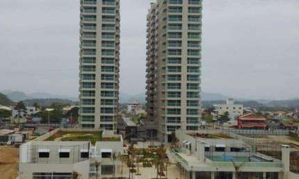 Apartamento com 3 dormitórios à venda - Itacolomi - Balneário Piçarras/SC