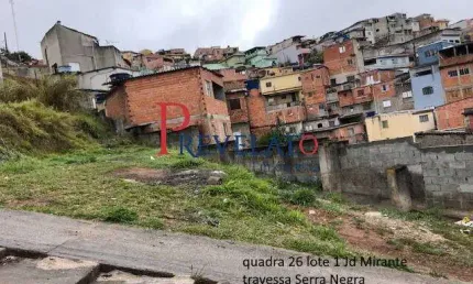 Terreno à venda no Condomínio Maracanã, Santo André 