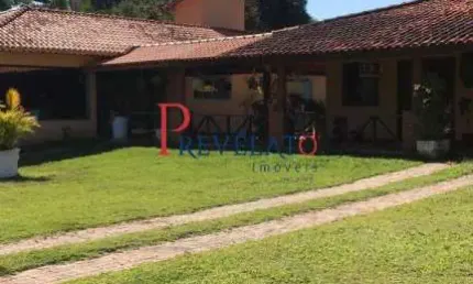 ST- 5004 LINDO SITIO COM 9 ALQUEIRES SENDO 1000 M²  ÁREA CONSTRUÍDA