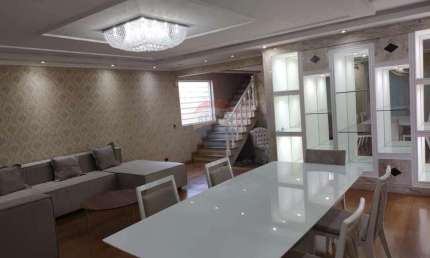 Casa com 4 quartos para alugar na Rua Corgie Assad Abdalla, 475, Vila Sônia, São Paulo