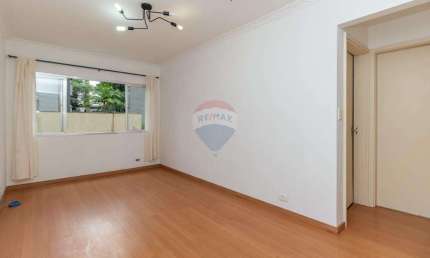 Apartamento com 1 dormitório e lavabo no coração de Pinheiros – Edifício Rio Negro