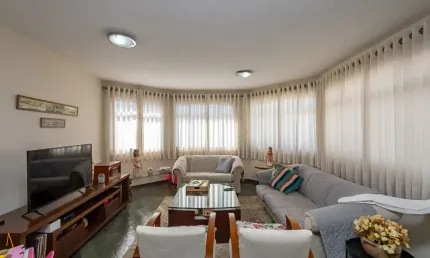 Casa com 2 quartos à venda na Rua André Zanetti, 105, Vista Alegre, Curitiba