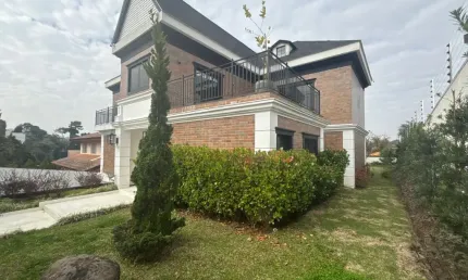 Casa com 4 quartos à venda na Rua José Sikorski, 302, Santo Inácio, Curitiba