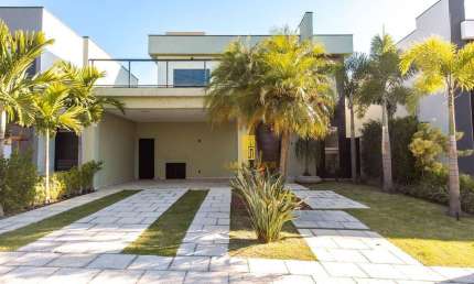 Sobrado com 3 dormitórios à venda, 260 m² por R$ 1.930.000 - Jardim Residencial Alto De Itaici - Indaiatuba/SP