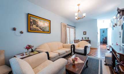 Versátil casa tipo para venda em Indianópolis com 3 quartos, sendo 1 suíte, 161m²