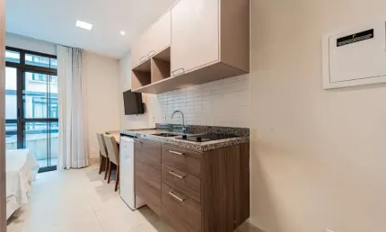 Confortável studio para venda em centro com 1 quarto, sendo 1 suíte, 27m²