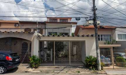 Funcional casa tipo para venda com 3 quartos, sendo 3 suítes, 172m²