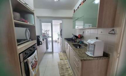 Confortável apartamento tipo para venda em Vila Alexandria com 3 quartos, sendo 3 suítes, 146m²