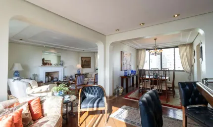 Aconchegante apartamento tipo para venda em Campo Belo com 4 quartos, sendo 2 suítes, 255m²