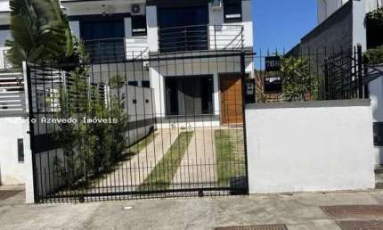 Casa 2 dormitórios para Venda em Florianópolis, São João do Rio Vermelho, 2 dormitórios, 2 suítes, 3 banheiros, 2 vagas