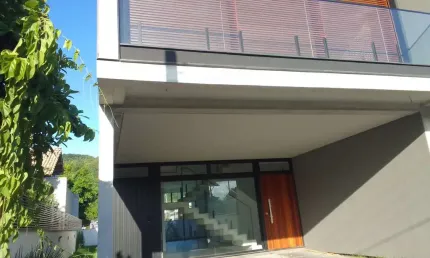 Casa 3 dormitórios para Venda em Florianópolis, Jurerê, 3 dormitórios, 3 suítes, 4 banheiros, 2 vagas