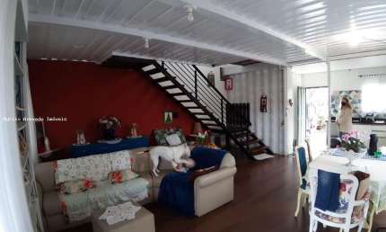Casa 3 dormitórios para Venda em Florianópolis, São João do Rio Vermelho, 3 dormitórios, 1 suíte, 2 banheiros, 2 vagas