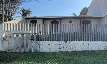 Casa com 390m² 3 quartos, à venda, no bairro Uberaba em Curitiba