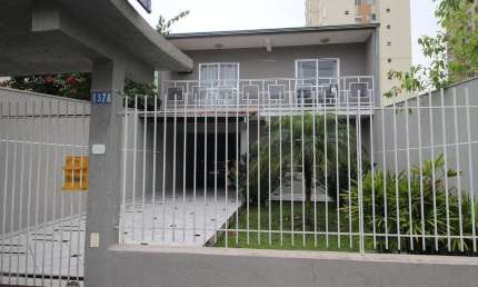 Sobrado com 200m² 4 quartos, à venda, no bairro Centro em São José dos Pinhais