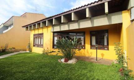 Casa com 450m² 3 quartos, à venda, no bairro Centro em São José dos Pinhais