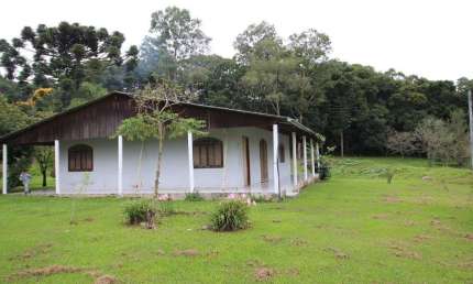 Chácara / sítio com 3 quartos à venda na Rua Ivo Carvalho, Campo Largo da Roseira, São José dos Pinhais
