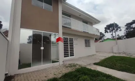 Sobrado com 137m² 3 quartos, à venda, no bairro Roseira de São Sebastião em São José dos Pinhais