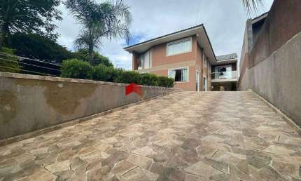 Sobrado com 261,34m² 5 quartos, à venda, no bairro Centro em Piraquara