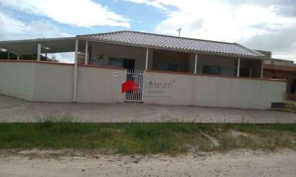 Casa com 100m² 3 quartos, à venda, no bairro São José 2 em Itapoá