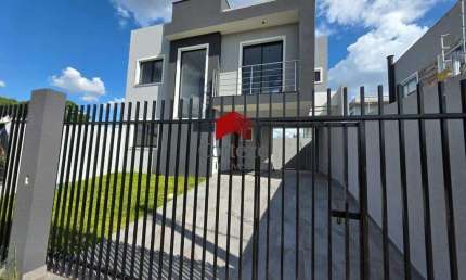Sobrado com 150m² 3 quartos, à venda, no bairro Santa Felicidade em Curitiba