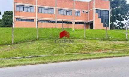 Barracão com 1.200m² , à venda, no bairro Cachoeira em São José dos Pinhais