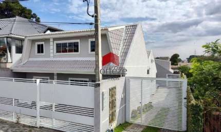 Sobrado em condomínio com 70,6m² 3 quartos, à venda, no bairro Sítio Cercado em Curitiba