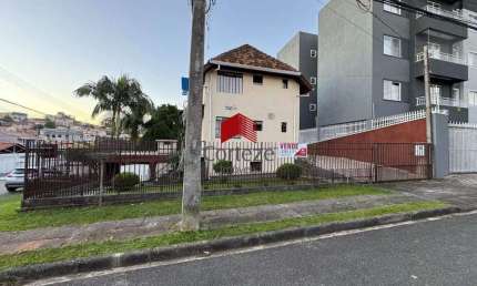 Sobrado com 450m² 3 quartos, à venda, no bairro Jardim Aristocrata em São José dos Pinhais