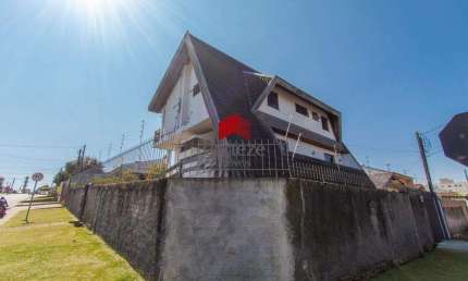 Sobrado com 243,19m² 4 quartos, à venda, no bairro Capão Raso em Curitiba