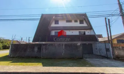 Sobrado com 243,19m² 4 quartos, à venda, no bairro Capão Raso em Curitiba