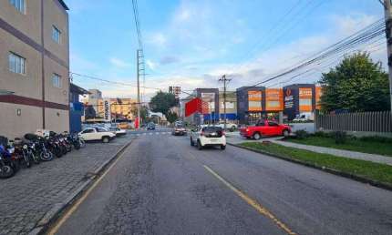 Prédio com 558,74m² 3 quartos, à venda, no bairro Centro em São José dos Pinhais