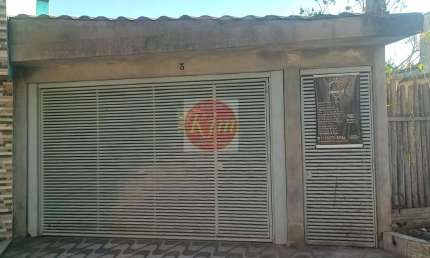 Casa Térrea para Venda em Ferraz de Vasconcelos, Jardim do Castelo, 1 dormitório, 1 banheiro, 2 vagas