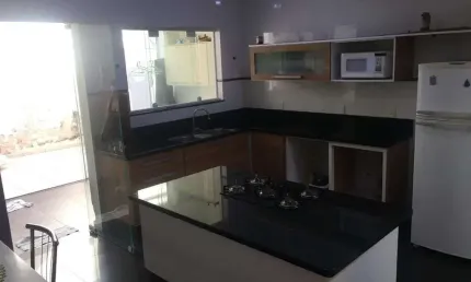 Casa com 3 dormitórios à venda, 178 m² por R$ 650.000,00 - Vila Castelo Branco - Indaiatuba/SP