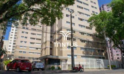 Apartamento com 3 dormitórios para alugar, 71 m² por R$ 2.400/mês - Água Verde - Curitiba/PR
