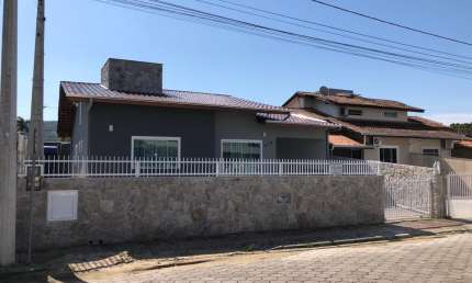 Casa com 3 quartos à venda na Rua Sanhaco, 912, Bombas, Bombinhas