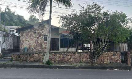 Casa com 3 quartos à venda no Aleixo, Manaus 