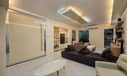 Casa de esquina à venda na Morada do Sol, 4 suítes, R$ 2.150.000