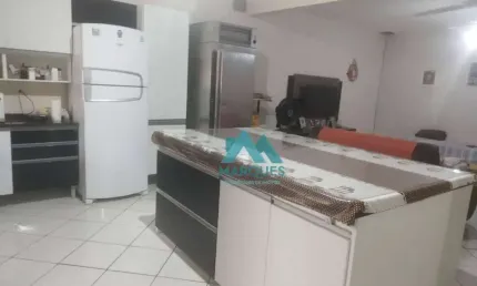 Excelente Casa de terreno inteiro no Residencial Esperança