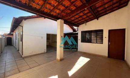 Excelente casa no Jardim Rafael com Edícula, terreno inteiro