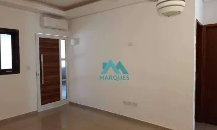 Linda casa com ótima localização, aceita financiamento